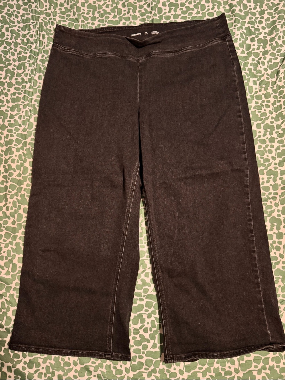 Old Navy Pull-on Black Wide-Leg Flare Jeans